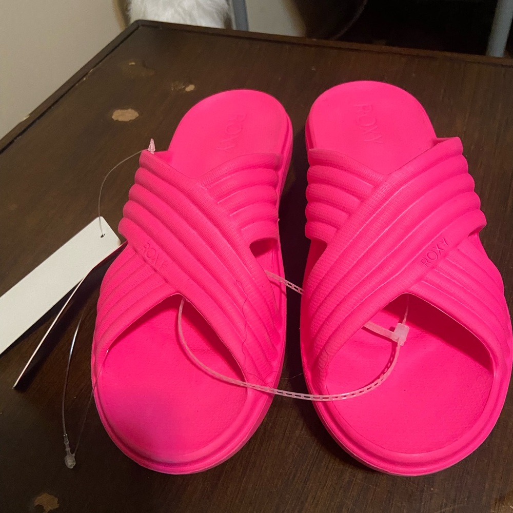 Roxy slides